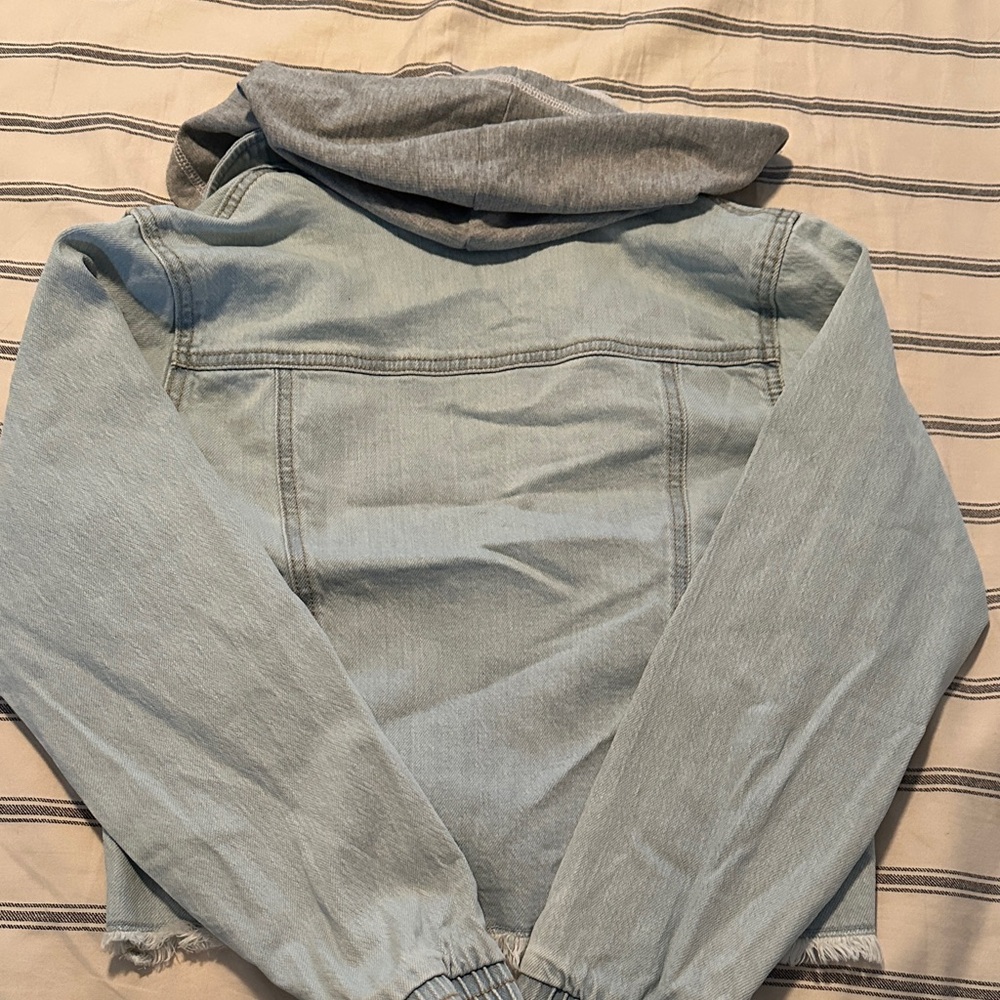 Cat & Jack Denim Jacket with Gray Hood size XL / 14 - Picture 3 of 3